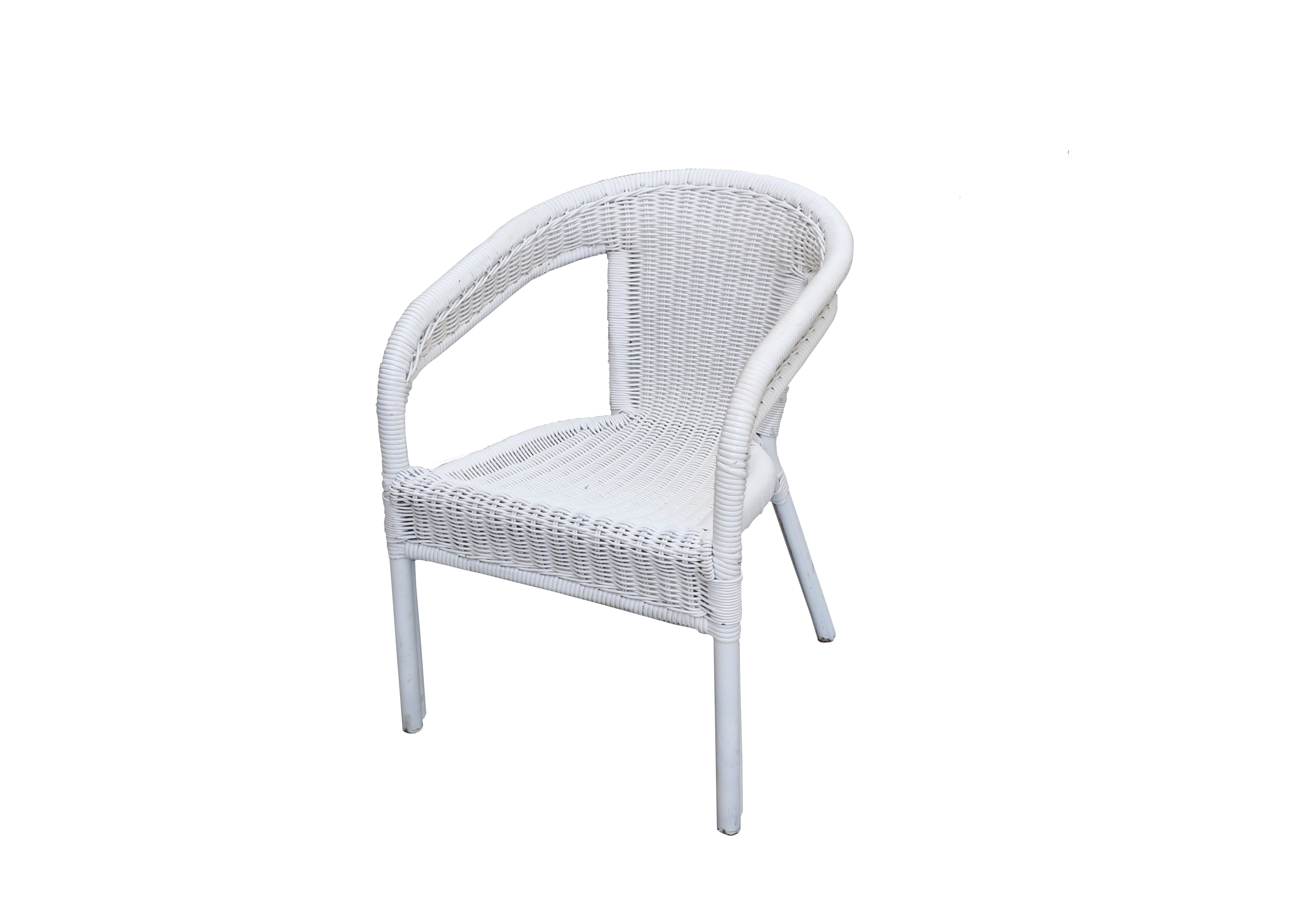 כיסא לבן מעוצב מס wicker, מתאים להשכרה לאירועים, חתונות או מסיבות.
