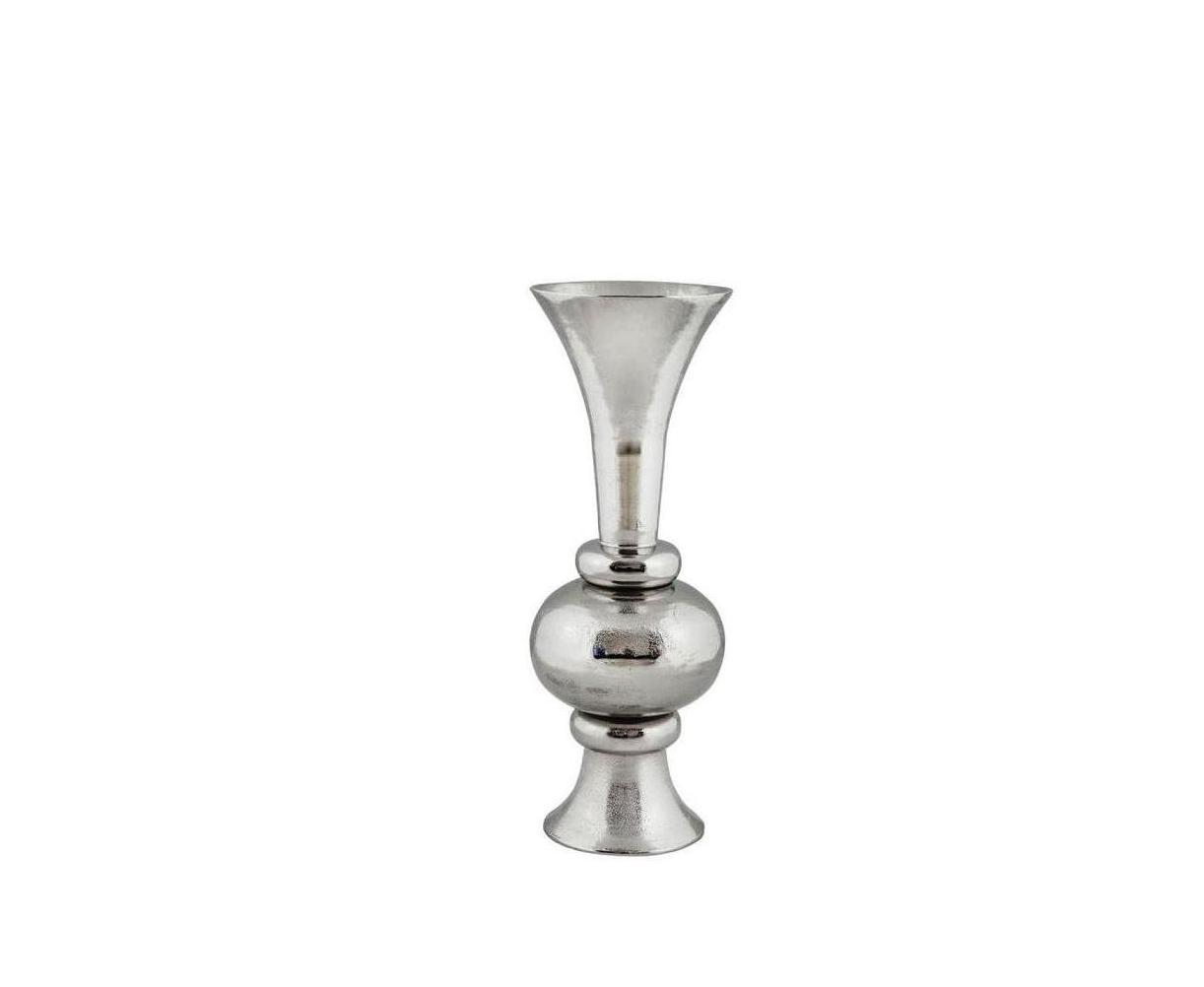 vase מתכתי מעוצב, מתאים לעיצוב שולחנות לאירועים ולשדרוג המראה באירוע.