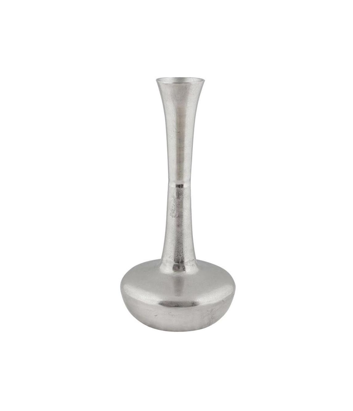 vase ממתכת בעיצוב מודרני, מושלם לעיצוב שולחנות לאירועים שונים.