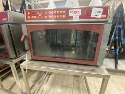 תנור מקצועי להשכרה, מתאים לקייטרינג ולאירועים. אידיאלי להכנת מזון בכמויות גדולות.