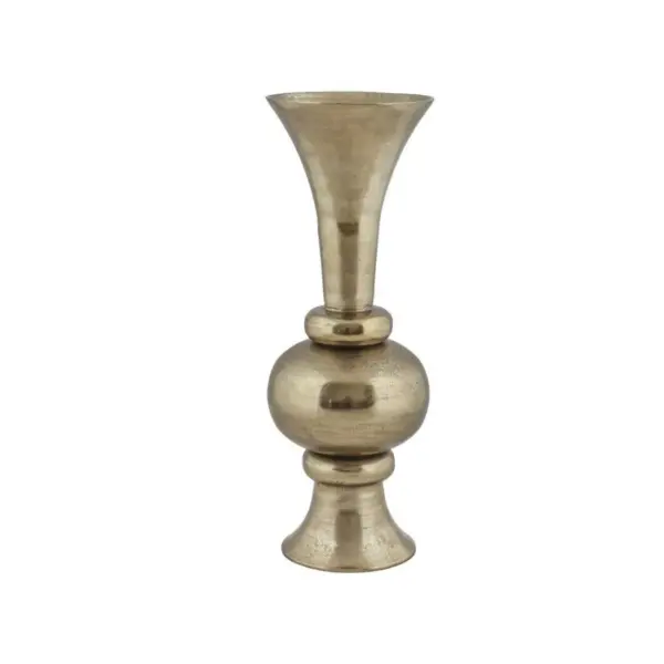 vase ממתכת בצבע זהב עם עיצוב מעוגל