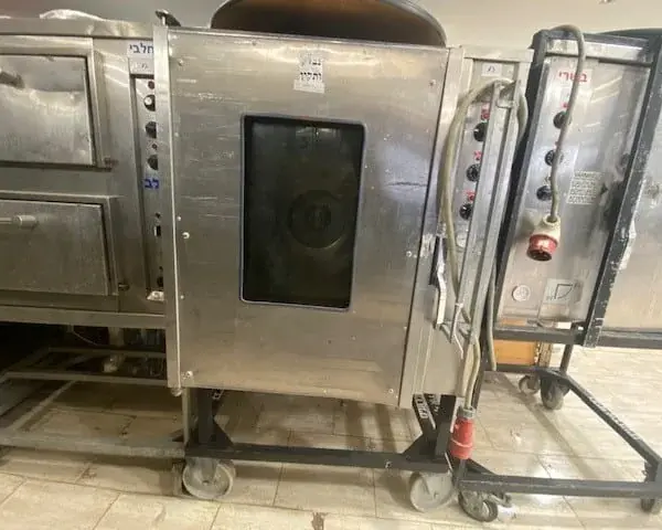 תמונה של תנור מקצועי להשכרה