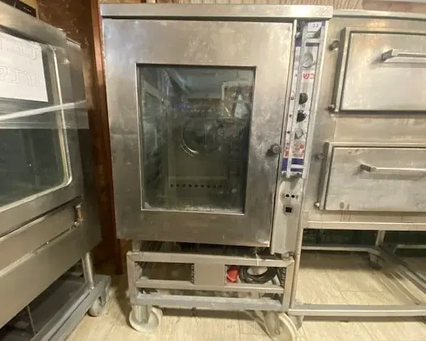 תנור מקצועי להשכרה