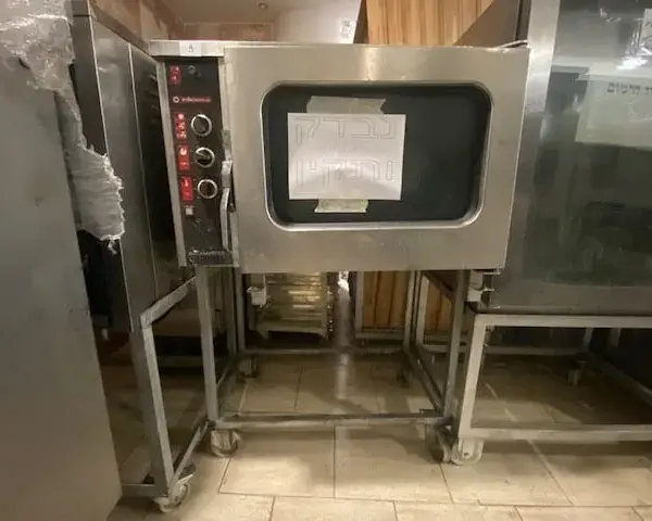 תנור מקצועי להשכרה